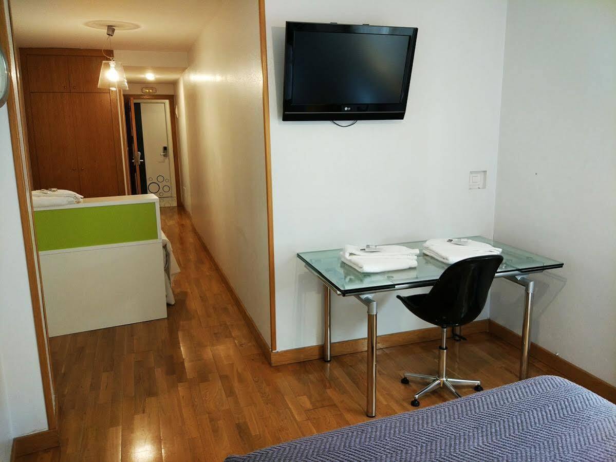 Hotel Ofi A Coruña Dış mekan fotoğraf